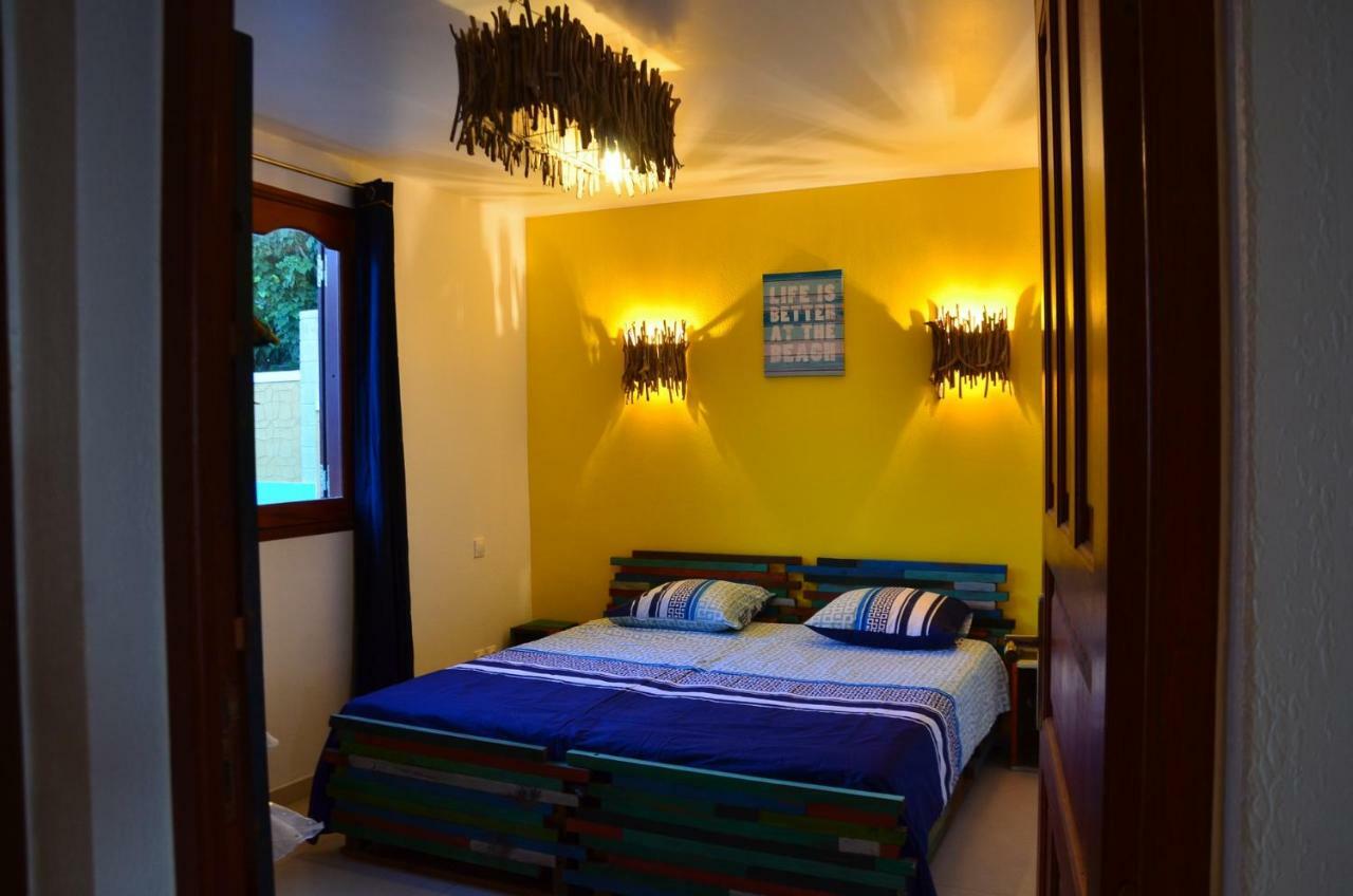 Villa Stenella บูญองต์ ภายนอก รูปภาพ